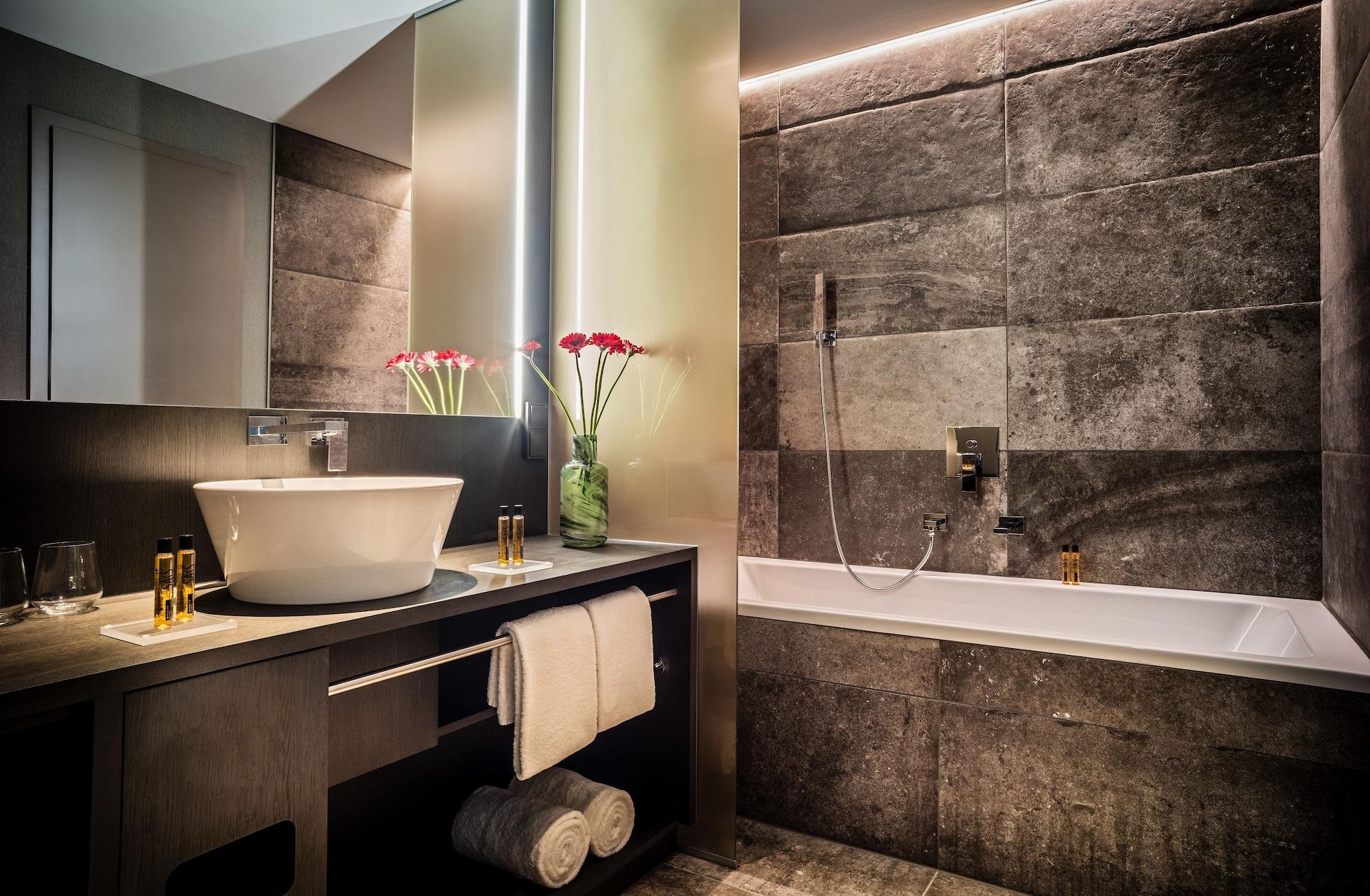 Saks Urban Design Hotel Frankfurt Франкфурт-на-Майне Экстерьер фото